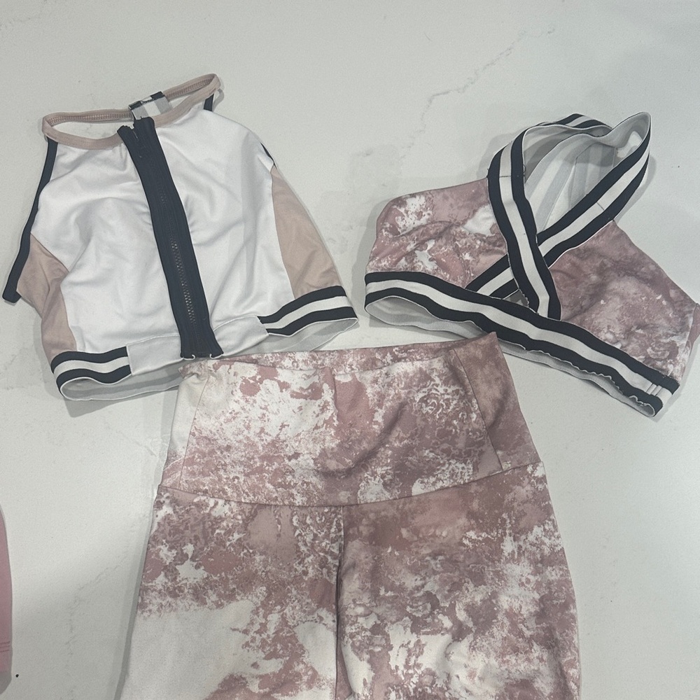 Stylish Pink and White Women's Activewear Set